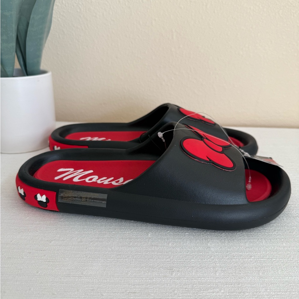New Ground Up Minnie Mouse Black/Red Bow Rubber Slide Sandals